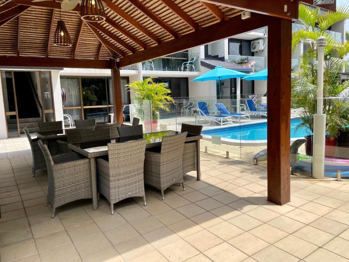 Burleigh Palms Holiday Apartments Guldkusten Exteriör bild