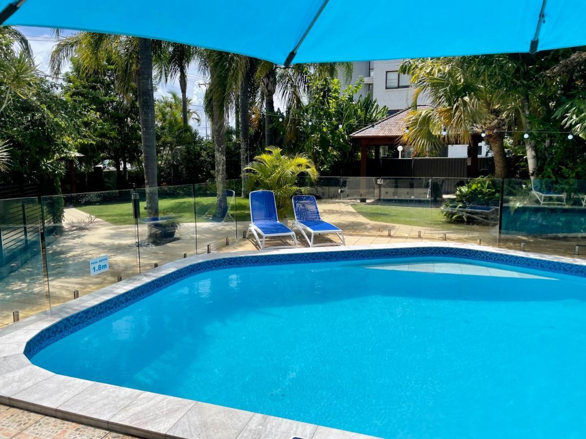 Burleigh Palms Holiday Apartments Guldkusten Exteriör bild