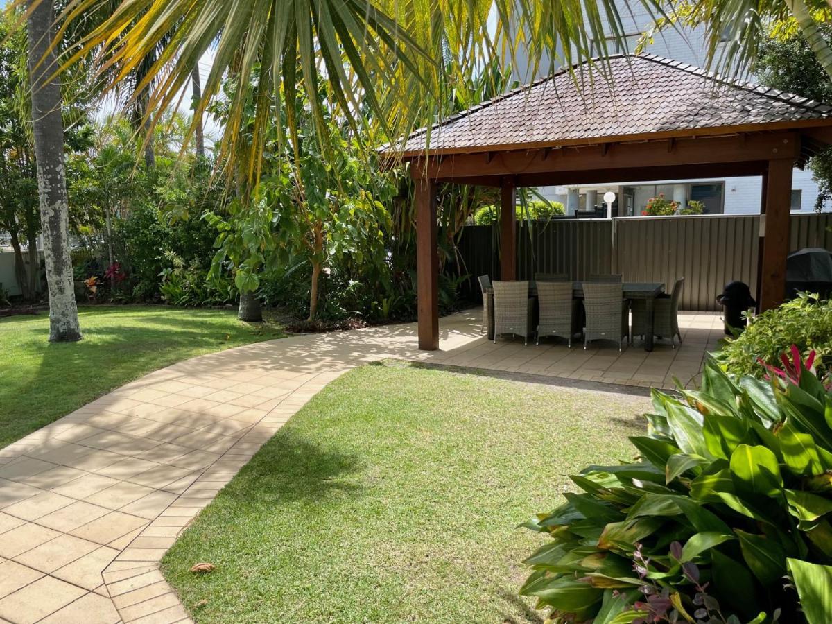 Burleigh Palms Holiday Apartments Guldkusten Exteriör bild