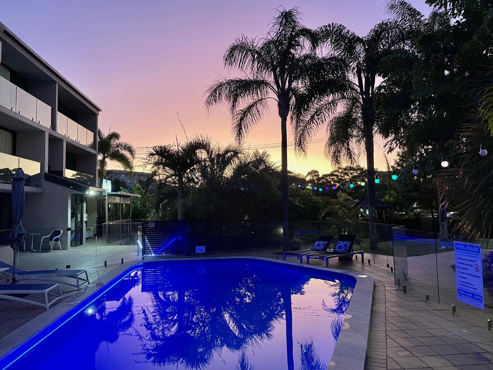 Burleigh Palms Holiday Apartments Guldkusten Exteriör bild