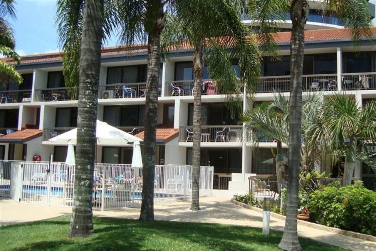 Burleigh Palms Holiday Apartments Guldkusten Exteriör bild