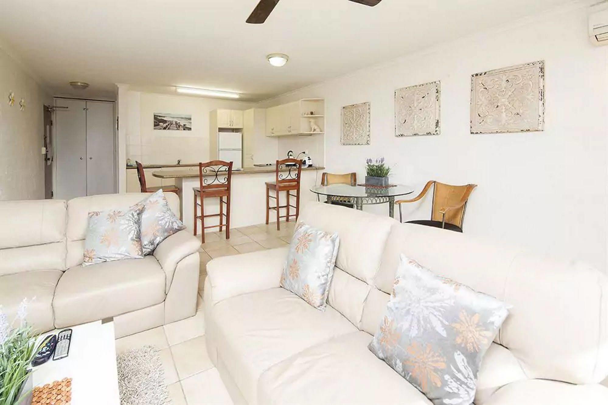 Burleigh Palms Holiday Apartments Guldkusten Exteriör bild
