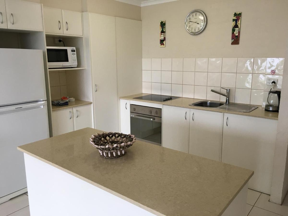Burleigh Palms Holiday Apartments Guldkusten Exteriör bild