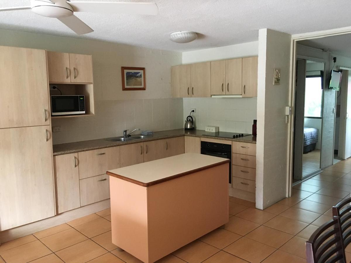 Burleigh Palms Holiday Apartments Guldkusten Exteriör bild